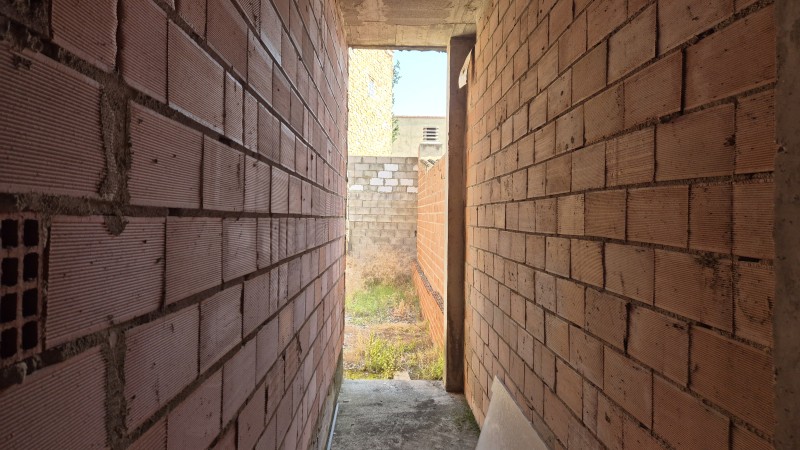 Obra Nova en venda en  Llanera de Ranes, Valencia 70.000 €