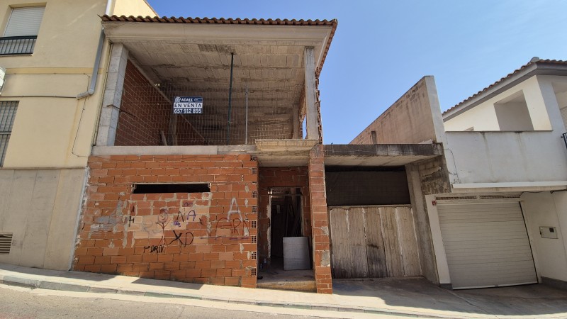 Obra Nova en venda en  Llanera de Ranes, Valencia 70.000 €