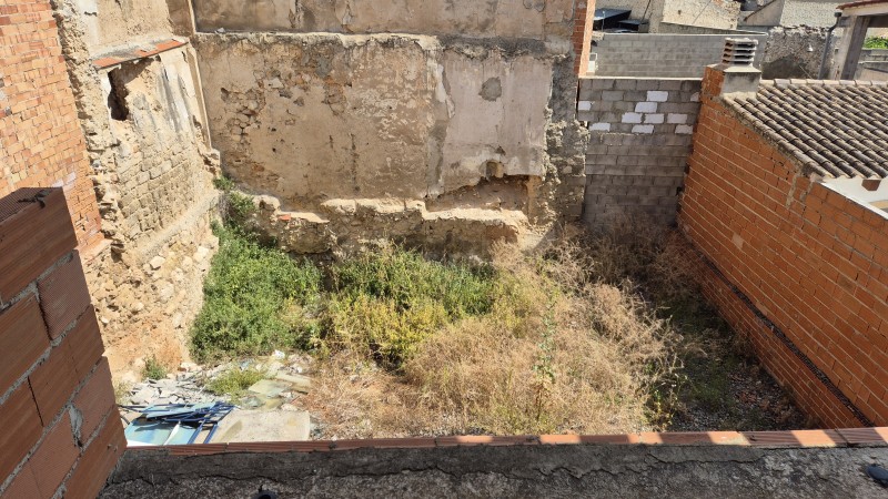 Obra Nova en venda en  Llanera de Ranes, Valencia 70.000 €