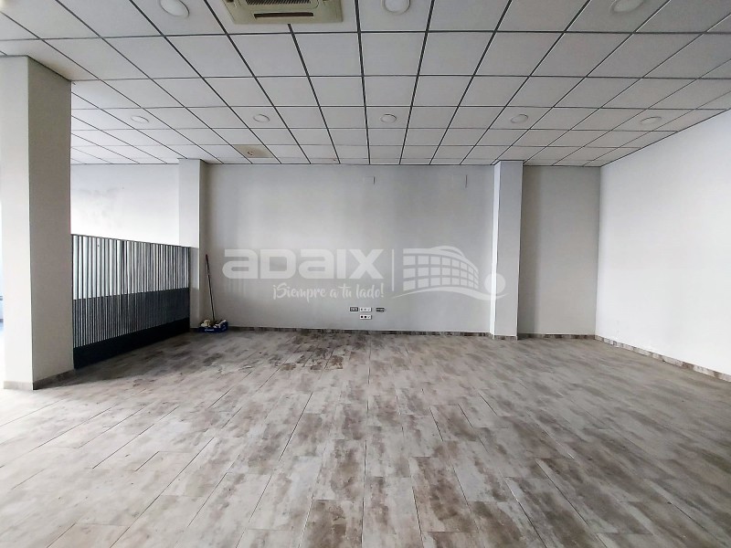 Local en Venta en  Lucena, Córdoba 152.000 €