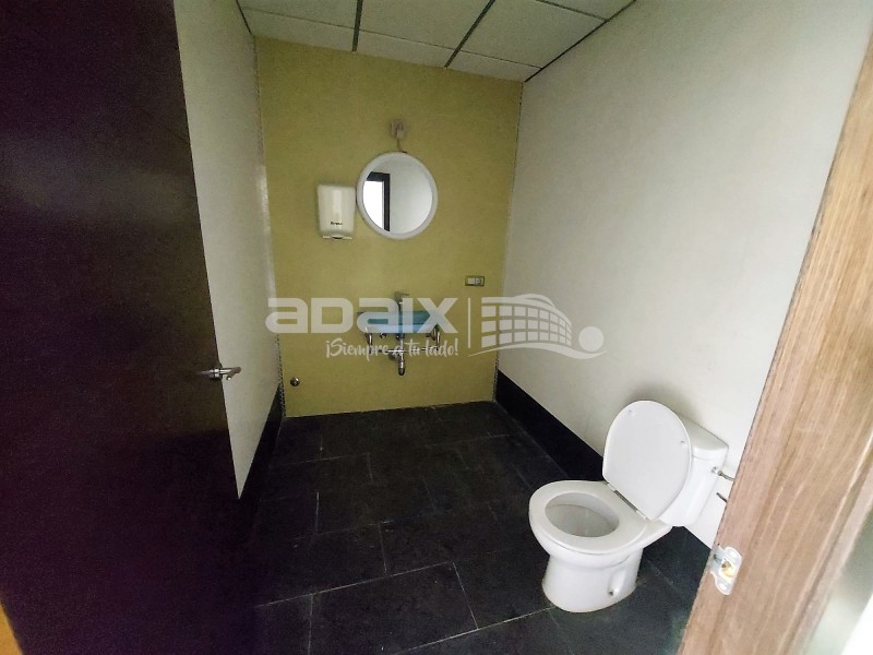 Local en Venta en  Lucena, Córdoba 152.000 €