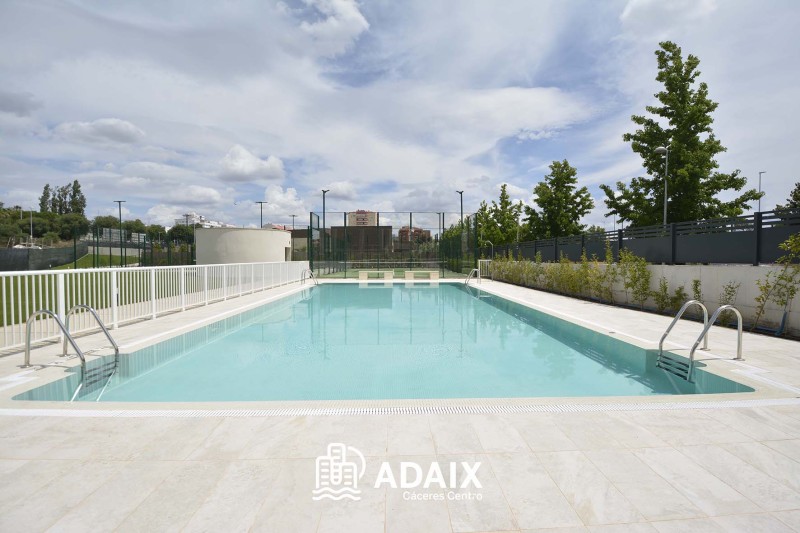 Dúplex en venda en Residencial los 7 condes Cáceres, Cáceres 400.000 €