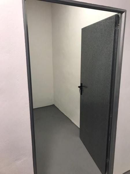 bg