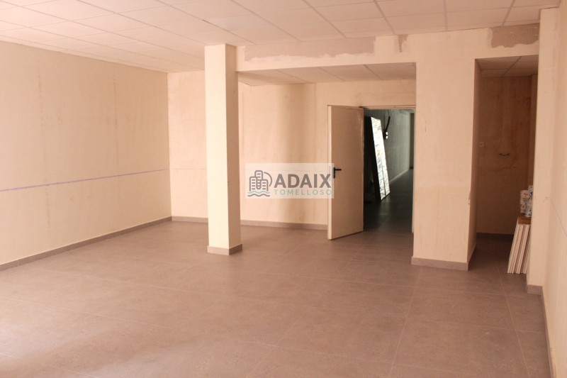 Помещение в Аренда в  Tomelloso, Ciudad Real 900 € / Месяц