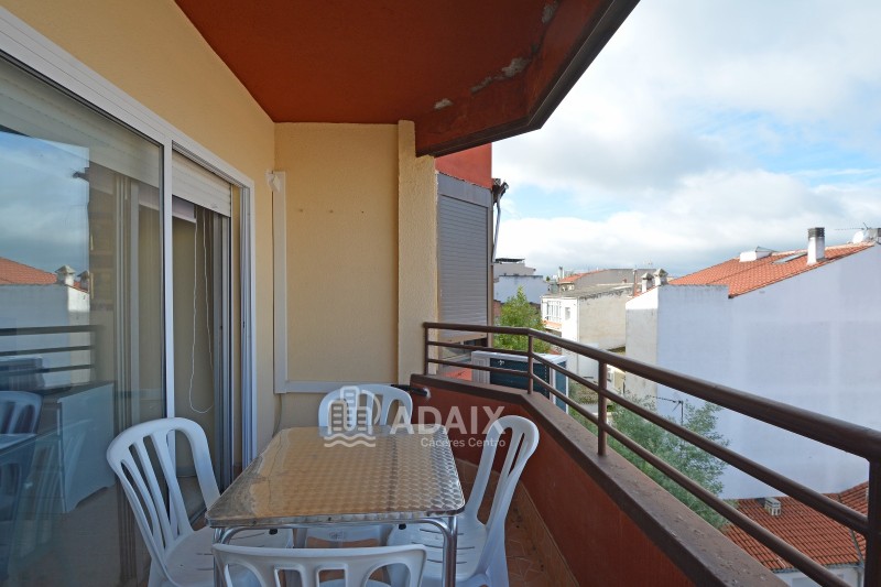 Piso en Alquiler en Plaza italia Cáceres, Cáceres 900 € / Mes
