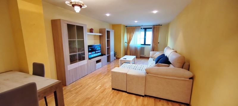 Piso en Alquiler en León, León 690 € / Mes