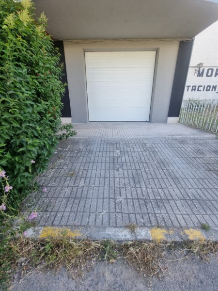 Industrial Building in Rent-To-Own in  Lucena, Córdoba 2.000 € / Month