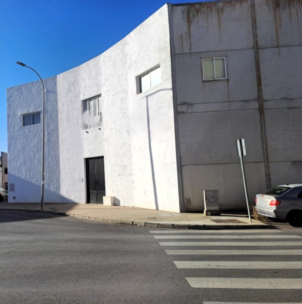 Nave en Alquiler en Lucena, Córdoba 1.200 € / Mes