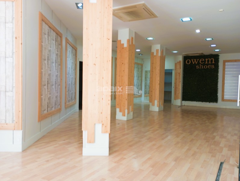 Local en Alquiler en Lucena, Córdoba 950 € / Mes