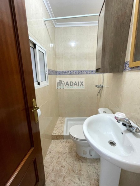 Edifício em Venda em  Tomelloso, Ciudad Real 69.000 €