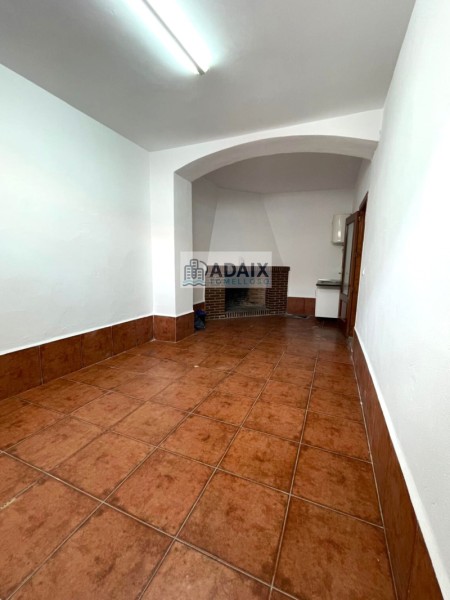 Edifício em Venda em  Tomelloso, Ciudad Real 69.000 €