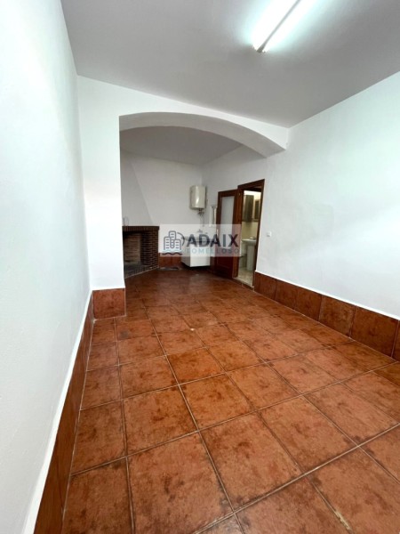 Edifício em Venda em  Tomelloso, Ciudad Real 69.000 €