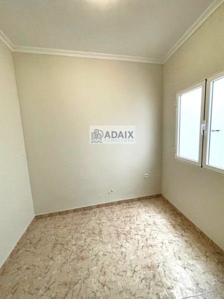 Edifício em Venda em  Tomelloso, Ciudad Real 69.000 €