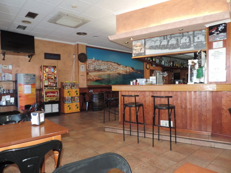 Local en Alquiler en Guadalajara, Guadalajara 49.500 € / Mes