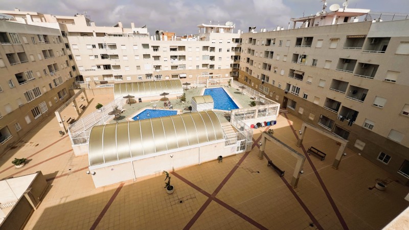 Piso en Alquiler en Torrevieja, Alicante 650 € / Mes