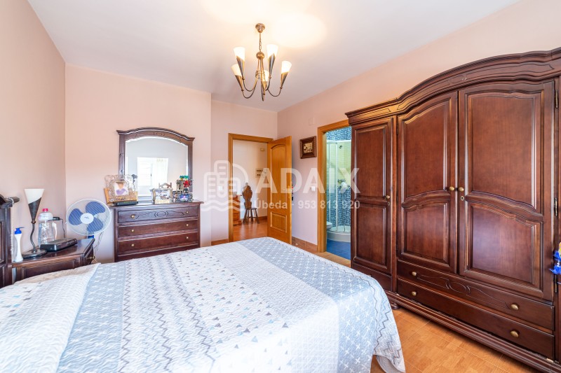 Casa em Venda em Libertad - Torrenueva Úbeda, Jaén 130.000 €
