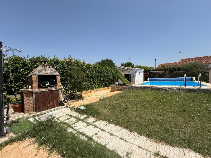 Дом в Продажа в  Loranca de Tajuña, Guadalajara 235.000 €