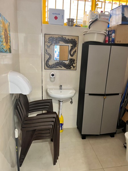 Сфера услуг в Передача в  Fuengirola, Málaga 30.000 €