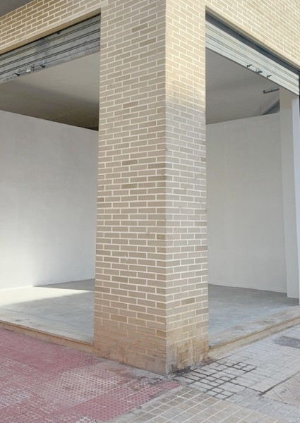 Local en Alquiler en Silla, Valencia 1.100 € / Mes
