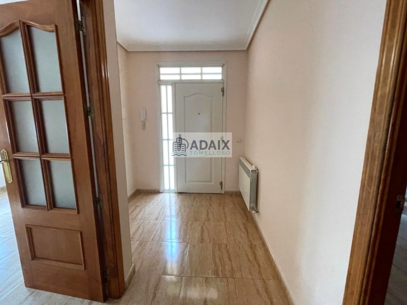 Adosado en Venta en Tomelloso, Ciudad Real 132.000 €