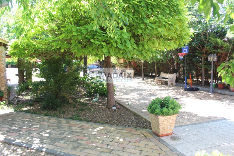 Casa Rural en Venta en  Tomelloso, Ciudad Real 210.000 €