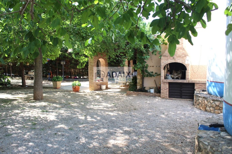 Casa Rural en Venta en  Tomelloso, Ciudad Real 210.000 €
