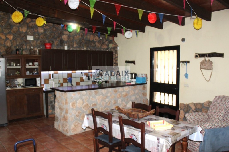 Casa Rural en Venta en  Tomelloso, Ciudad Real 210.000 €