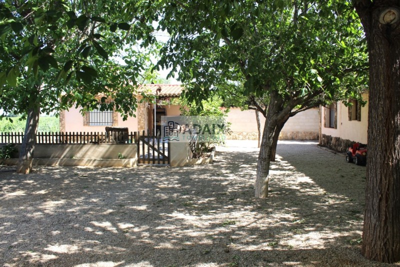 Casa Rural en Venta en  Tomelloso, Ciudad Real 210.000 €
