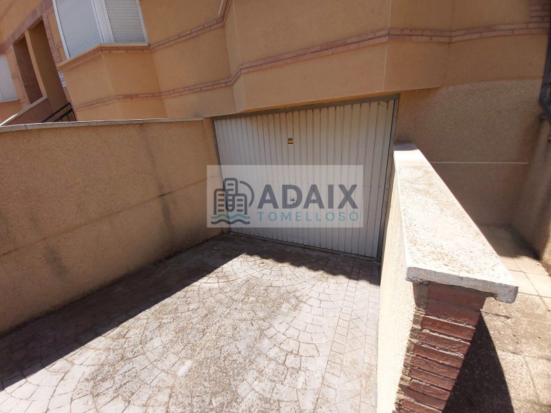 Adosado en Venta en Tomelloso, Ciudad Real 155.000 €