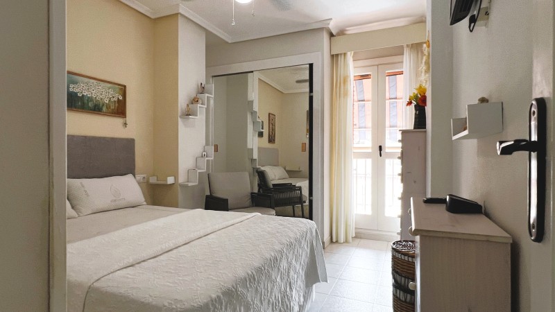 Квартира / апартаменты в Продажа в Acequión Torrevieja, Alicante 133.000 €