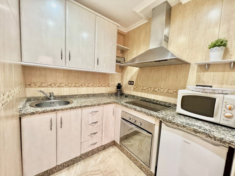 Piso en Alquiler en  Fuengirola, Málaga 1.800 € / Mes