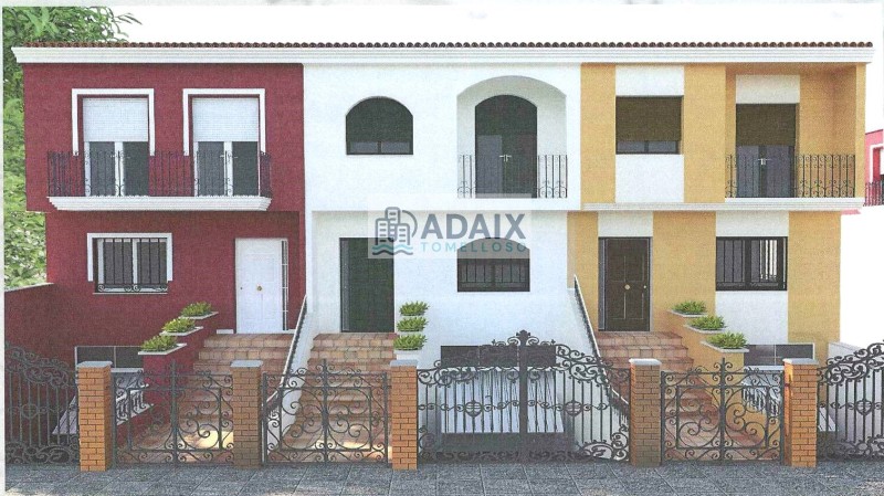 Adosado en Venta en Tomelloso, Ciudad Real 99.500 €