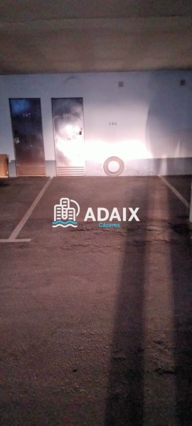 Garaje en Alquiler en Cáceres, Cáceres 75 € / Mes