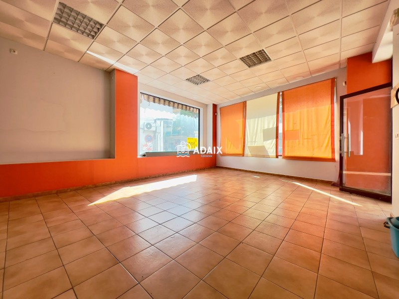 Local en Alquiler en Centro Cáceres, Cáceres 600 € / Mes