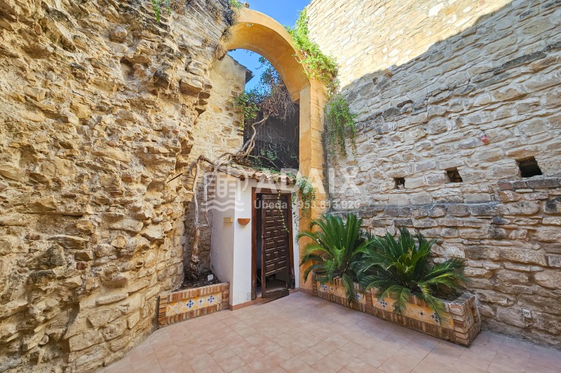 Casa en Venta en Casco histórico Úbeda, Jaén 135.000 €