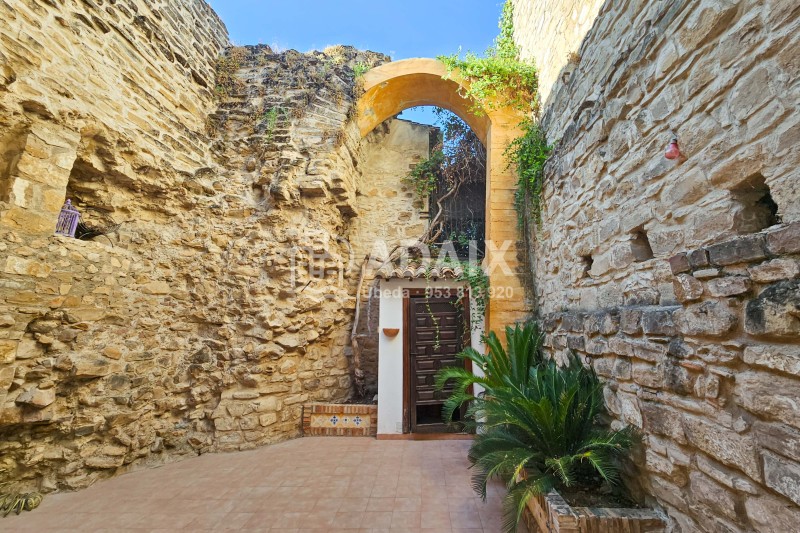 Casa en Venta en Casco histórico Úbeda, Jaén 135.000 €