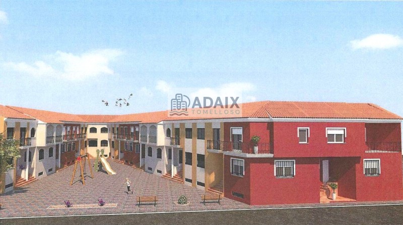 Adosado en Venta en Tomelloso, Ciudad Real 106.000 €