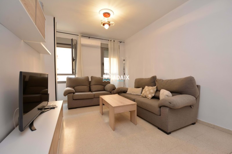 Piso en Alquiler en Mejostilla Cáceres, Cáceres 700 € / Mes