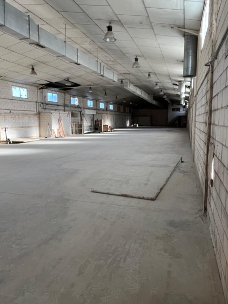 Nave en Alquiler en Lucena, Córdoba 2.750 € / Mes