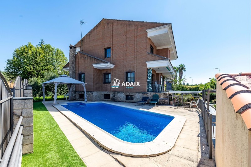 House in Sale in Cáceres, Cáceres 480.000 €