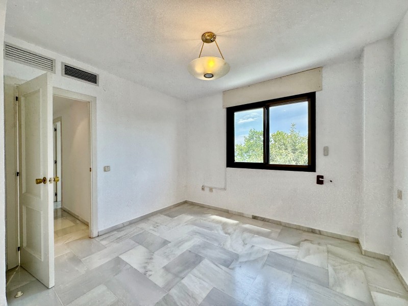 Flat in Sale in Cp Torremolinos, Málaga 1.016.000 €