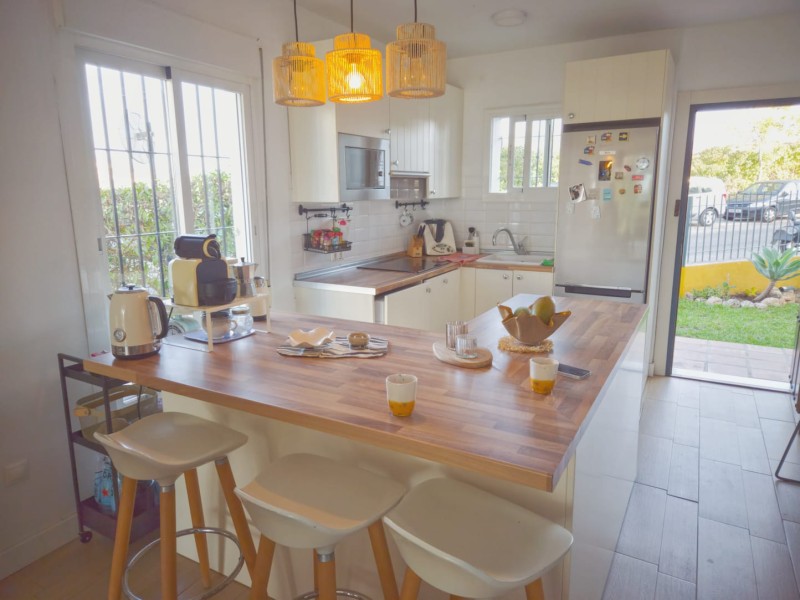 Ground Floor in Sale in Cp El Faro, Málaga 255.000 €