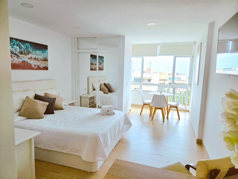Studio Apartment in Sale in Cp Benalmádena, Málaga 180.000 €