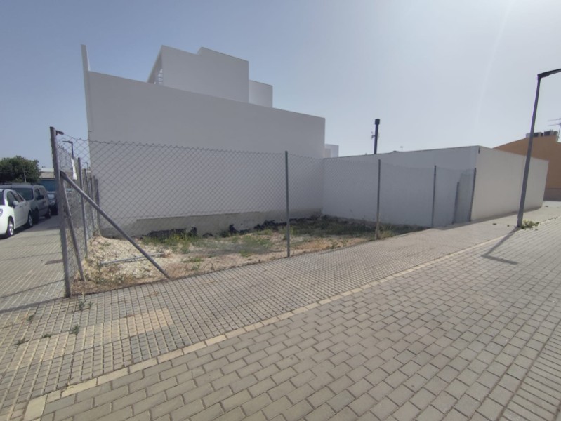 Terrain Viabilisé en Vente à Lucena, Córdoba 65.000 €
