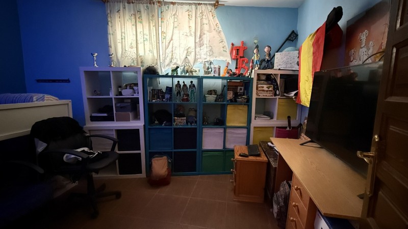 bg