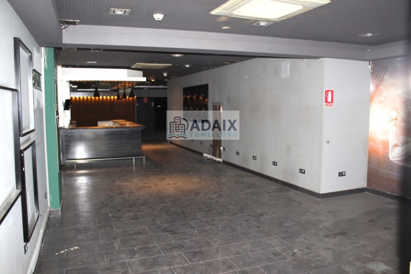 Local en Lloguer en Tomelloso, Ciudad Real 1.300 € / mes