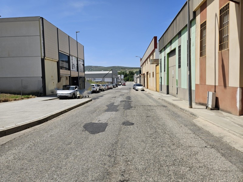 bg