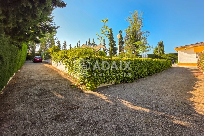 Casa rústica en venta en Úbeda zona Santa Eulalia